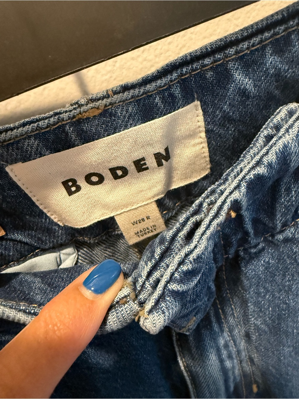 Boden Mid Vintage Stitch Detail Wide-Leg Jeans in Blue - Picture 3 of 5
